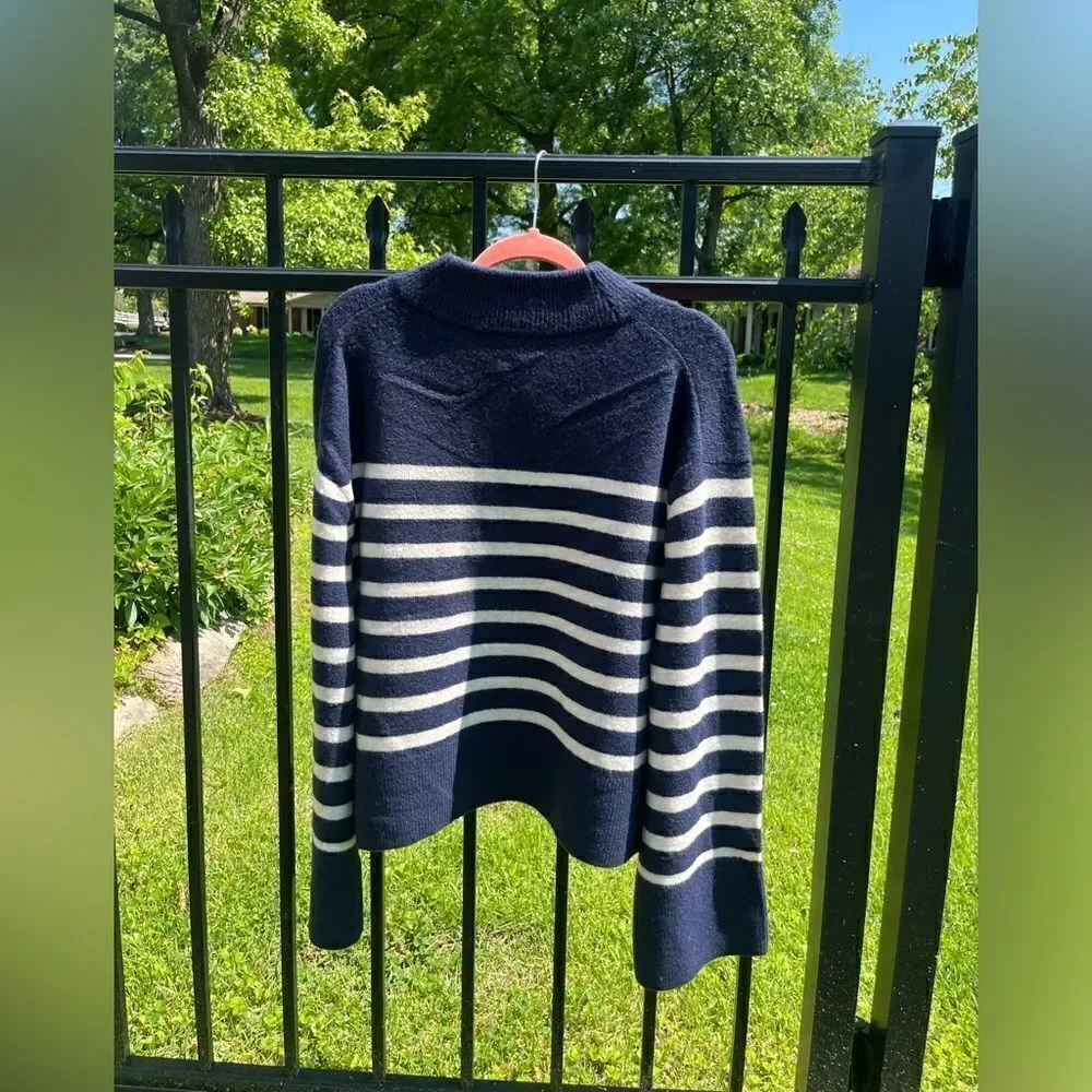 J Crew Chunky Crewneck Sweater in Supersoft Yarn NWT
